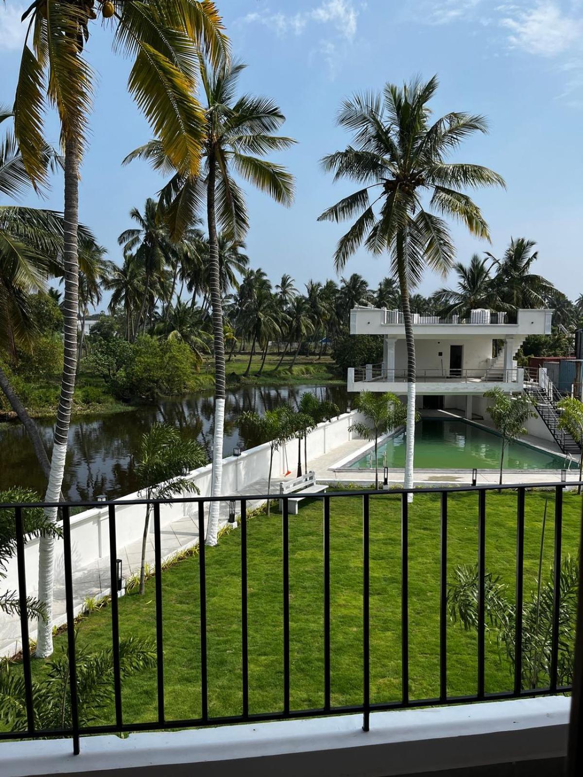 Trigon Retreat Hotel Purnankuppam Luaran gambar